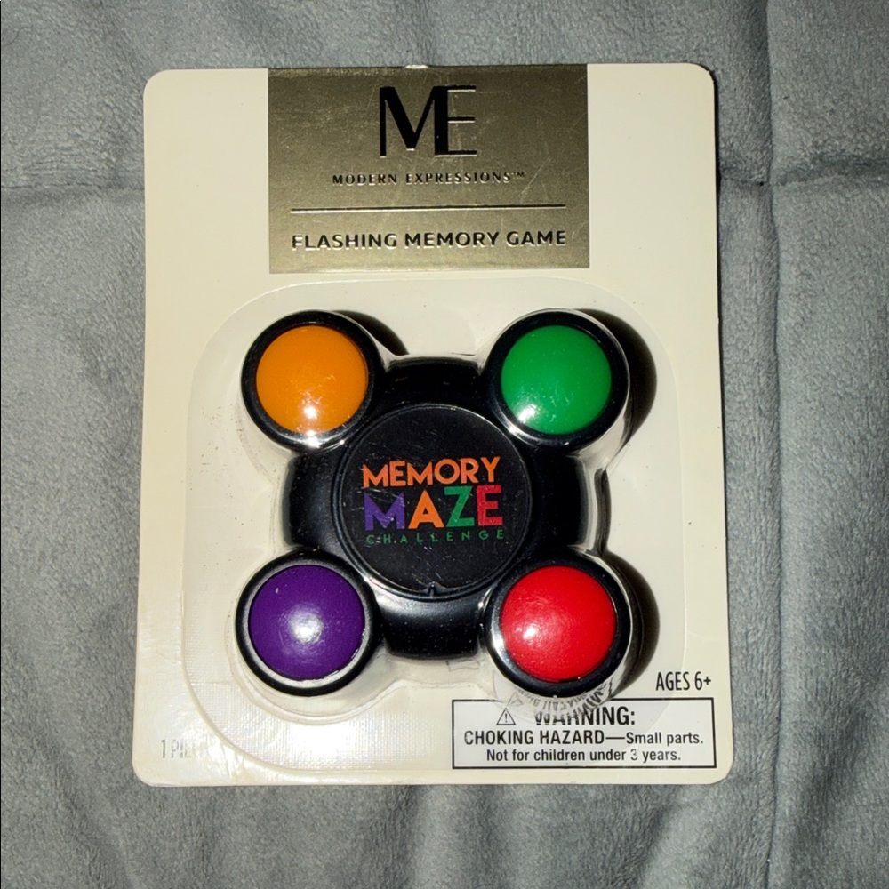 Expressions Memory Maze Challenge - Red, Green, Orange, Purple